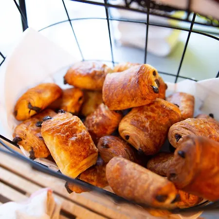 Les Jardins De * ルルド