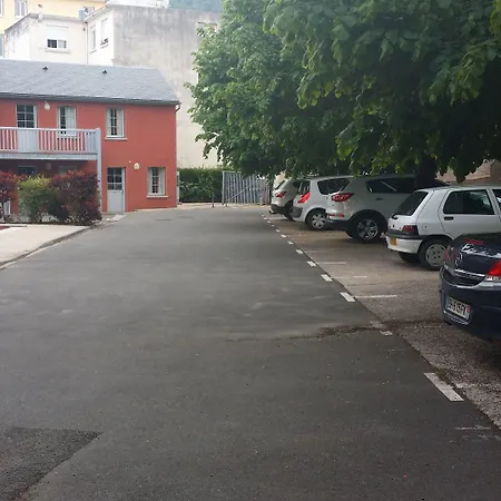 Les Jardins De ルルド