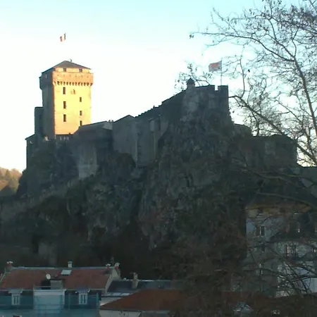 Les Jardins De * ルルド