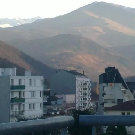 別荘 Les Jardins De *