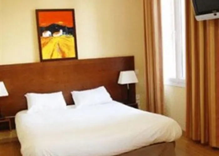 Les Jardins De בית נופש לורדה