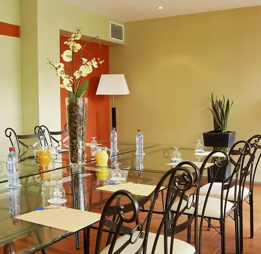 Les Jardins De * לורדה