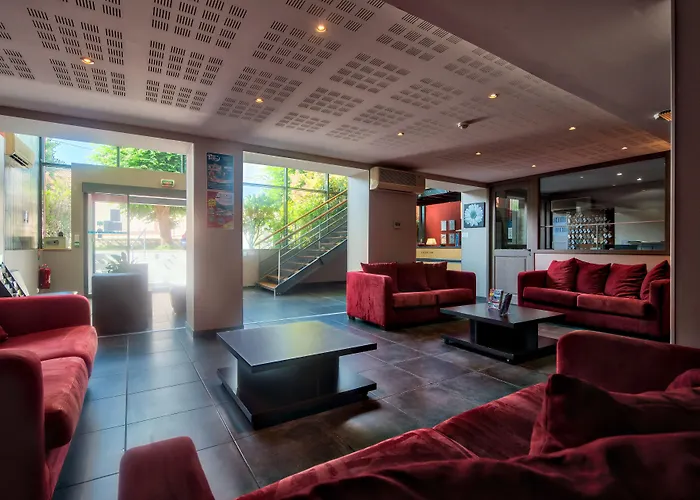 Les Jardins De Holiday home