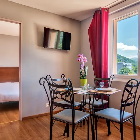 Les Jardins De Aparthotel 3*